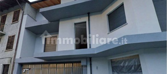 Квартира с 3 спальнями в Монтанья ин Вальтеллина, Италия № 282937 4