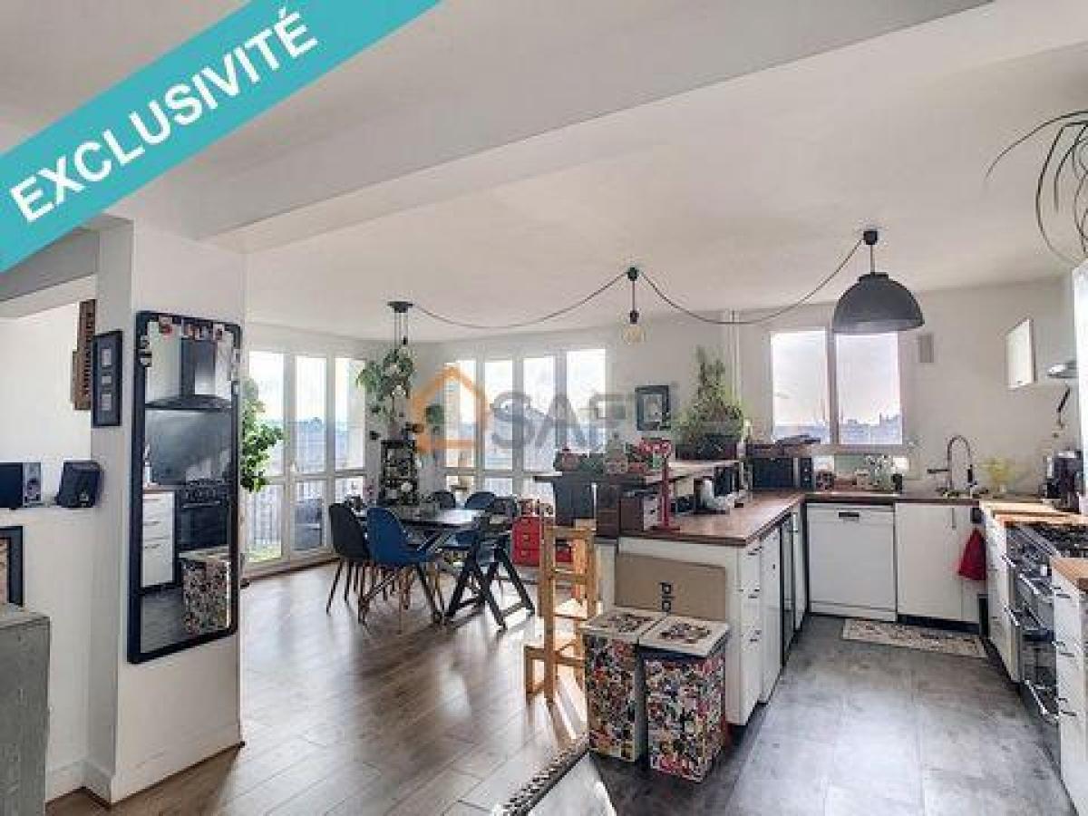 Квартира с 2 спальнями в Шампиньи-сюр-Марн, Франция № 23162