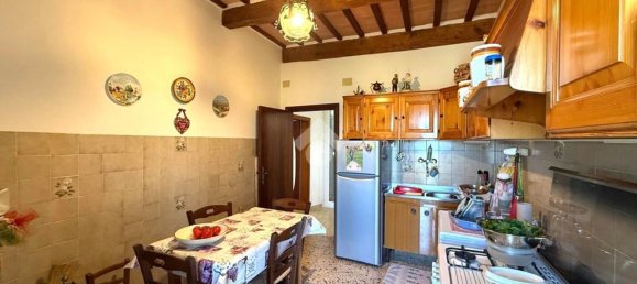 4 bedrooms Apartment in Gubbio, Italy No. 314244 11
