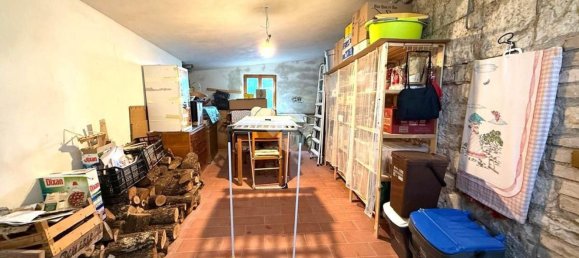 4 bedrooms Apartment in Gubbio, Italy No. 314244 24