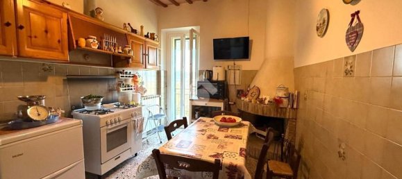 4 bedrooms Apartment in Gubbio, Italy No. 314244 10