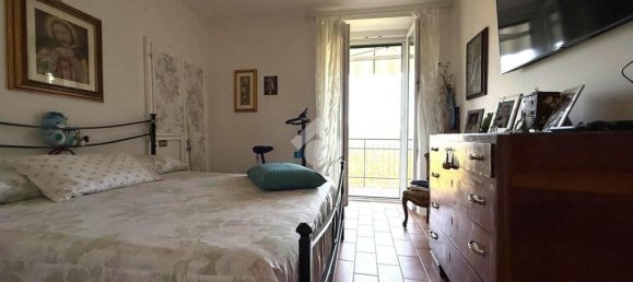 4 bedrooms Apartment in Gubbio, Italy No. 314244 20