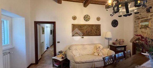 4 bedrooms Apartment in Gubbio, Italy No. 314244 7
