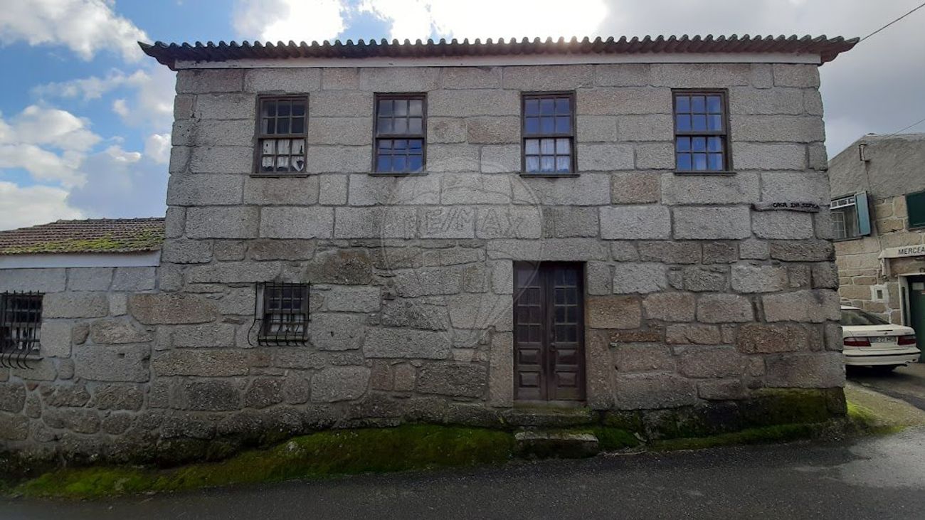 3 bedrooms House in Travancinha, Portugal No. 29460