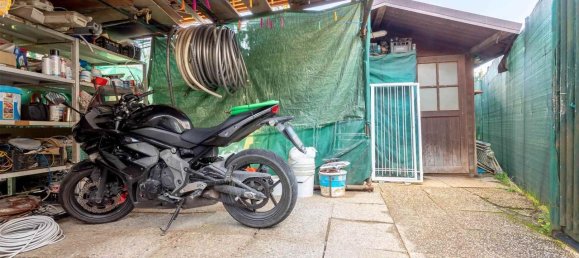 5-salle Maison à Campi Bisenzio, Italy No. 40396 2