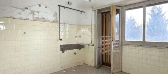 4 bedrooms Villa in Monte Compatri, Italy No. 44717 37