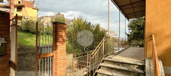 4 bedrooms Villa in Monte Compatri, Italy No. 44717 5