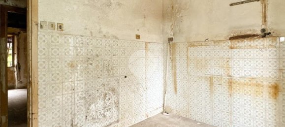 4 bedrooms Villa in Monte Compatri, Italy No. 44717 11