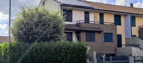 3 Schlafzimmer Villa in Sant'Angelo Lodigiano, Italy, Nr. 161212 5