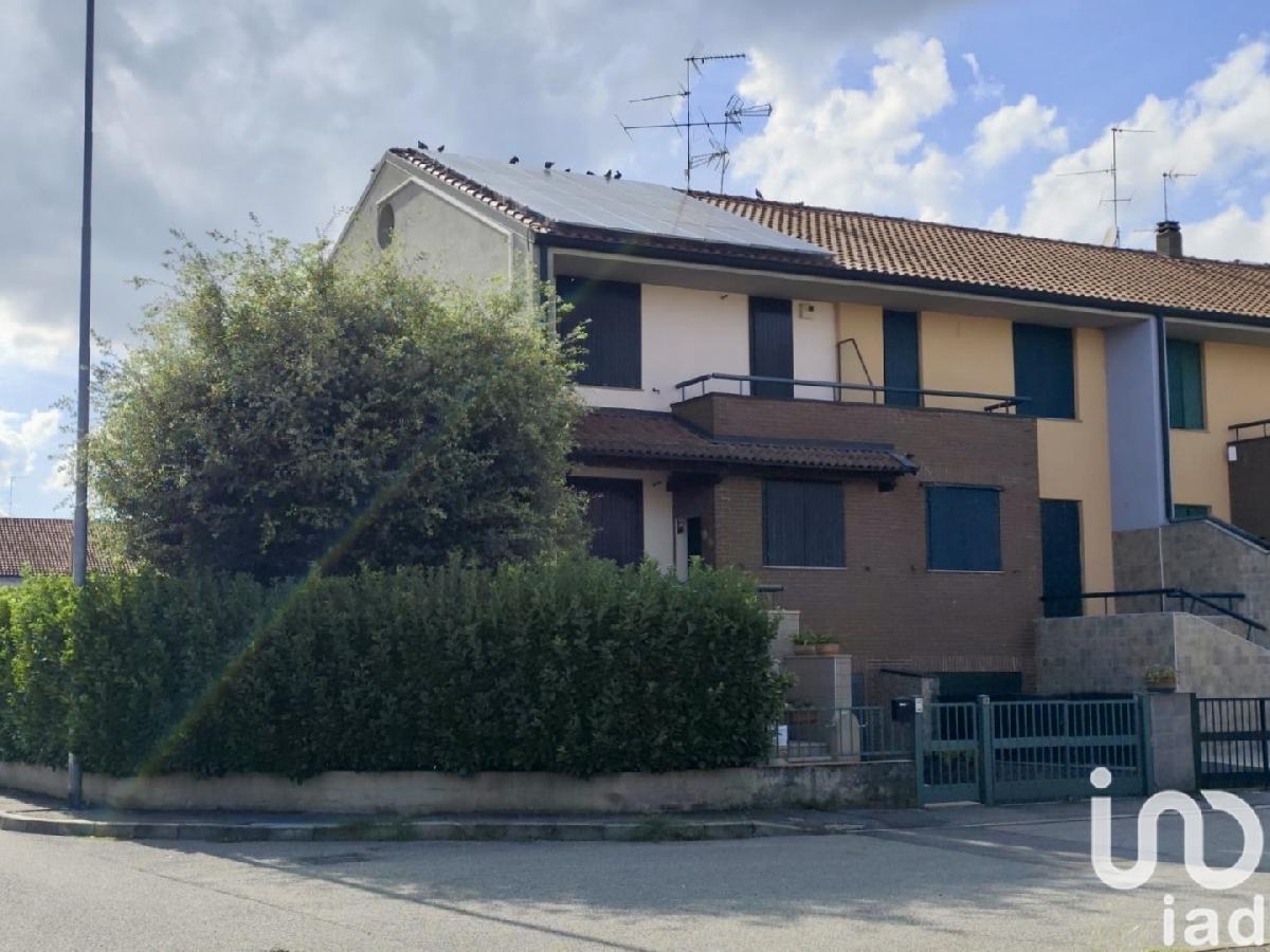 3 Schlafzimmer Villa in Sant'Angelo Lodigiano, Italy, Nr. 161212