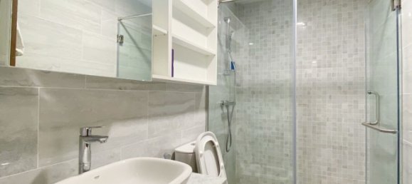 2 bedrooms Apartment in District 10, Vietnam No. 17301 3