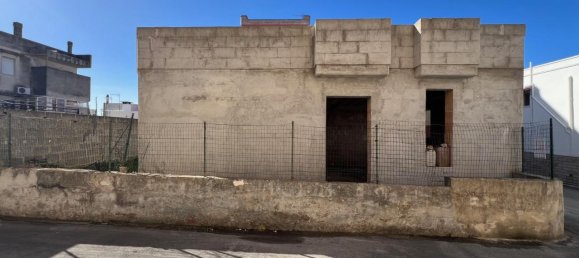 2غرفة منزل في Tuglie, Italy رقم 236636 15