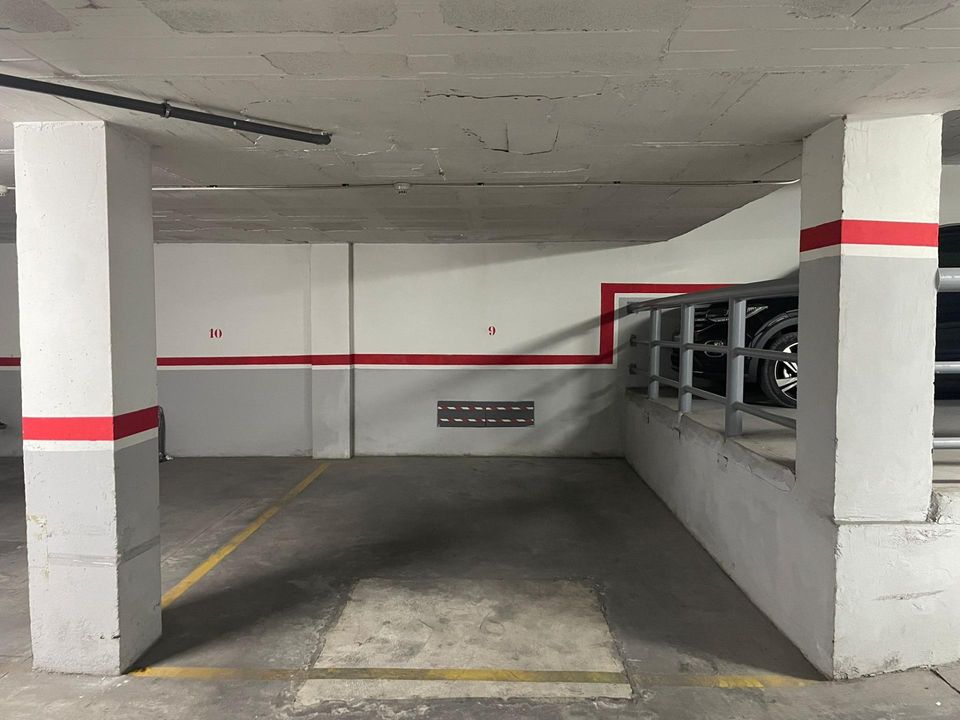 36m² Parking in Torrevieja, Spain No. 189170