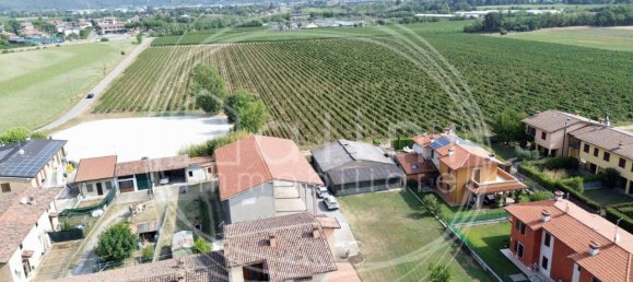 Grundstück in Paderno Franciacorta, Italy 1370m², Nr. 40104 4