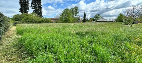  Land in Channay-sur-Lathan, France No. 58022 2