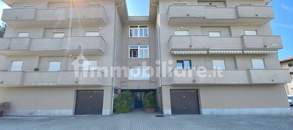 2 غرف نوم شقة في Casnate con Bernate, Italy رقم 264169 24