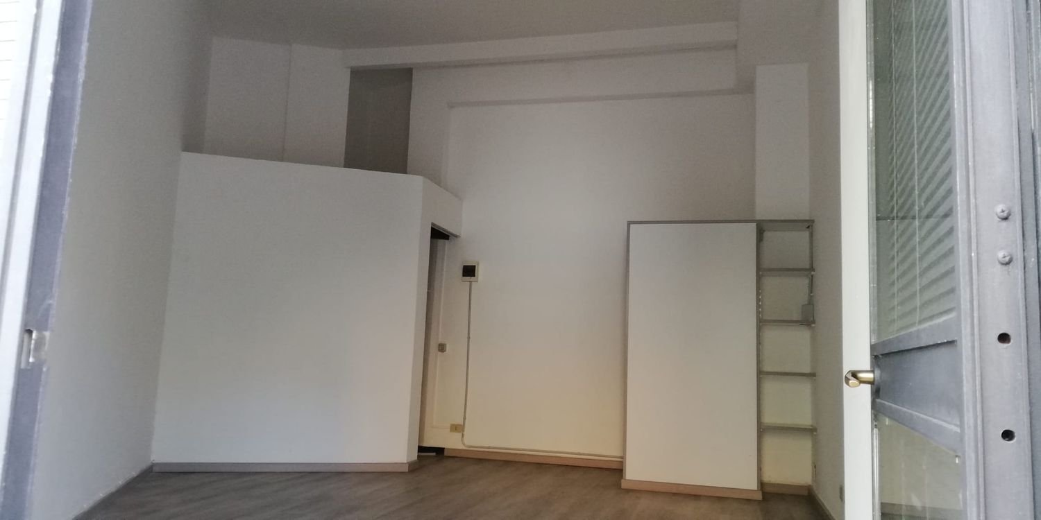 Imóvel comercial em Cogoleto, Italy 30 m² N.º 212394