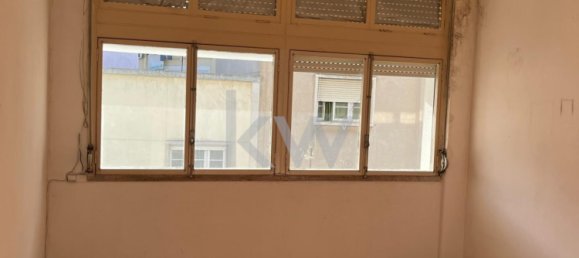 322m² Building in Lisbon, Portugal No. 121676 15