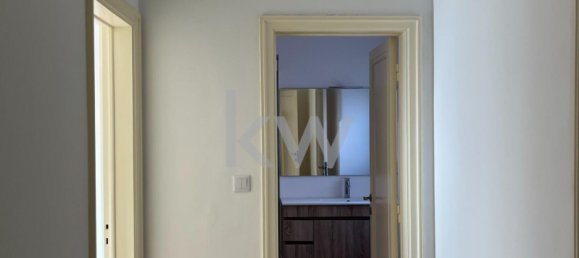 322m² Building in Lisbon, Portugal No. 121676 9