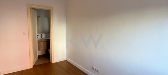 322m² Building in Lisbon, Portugal No. 121676 10