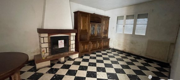 2 chambres Maison à Chargé, France No. 329132 6