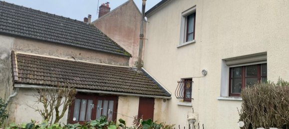 2 chambres Maison à Chargé, France No. 329132 3