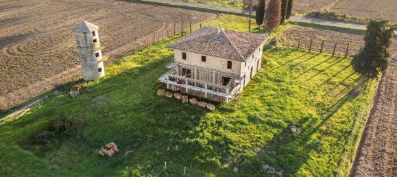 4 bedrooms House in Castiglione del Lago, Italy No. 58449 11