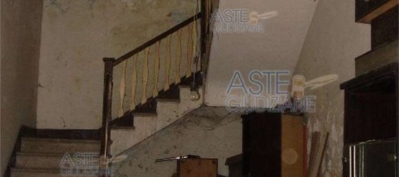 7 rooms House in Sant'Egidio alla Vibrata, Italy No. 269947 9