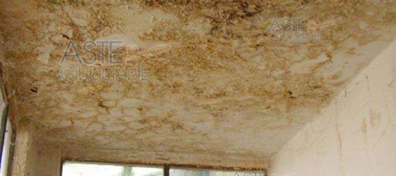 7 rooms House in Sant'Egidio alla Vibrata, Italy No. 269947 19