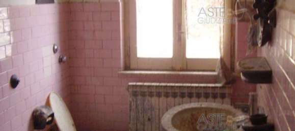 7 rooms House in Sant'Egidio alla Vibrata, Italy No. 269947 44