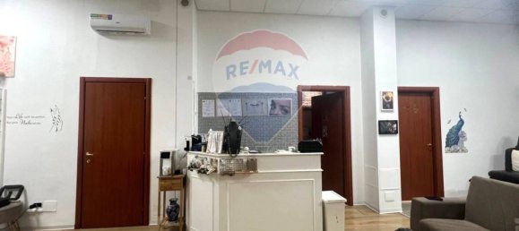 1 room Commercial property in Seregno, Italy No. 288155 3