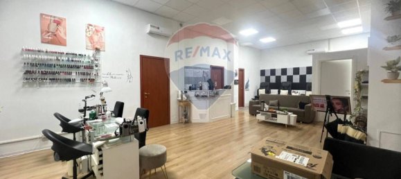 1 room Commercial property in Seregno, Italy No. 288155 9