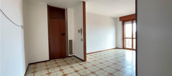 2 bedrooms Apartment in Cameri, Italy No. 288735 9