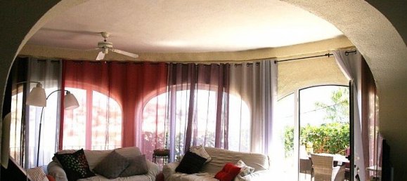 4 bedrooms Villa in Calpe, Spain No. 4459 2