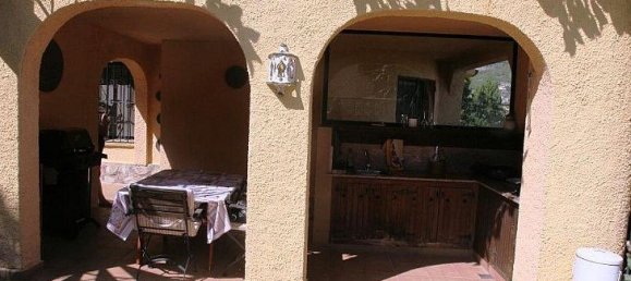 4 bedrooms Villa in Calpe, Spain No. 4459 6