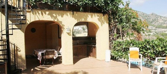 4 bedrooms Villa in Calpe, Spain No. 4459 4