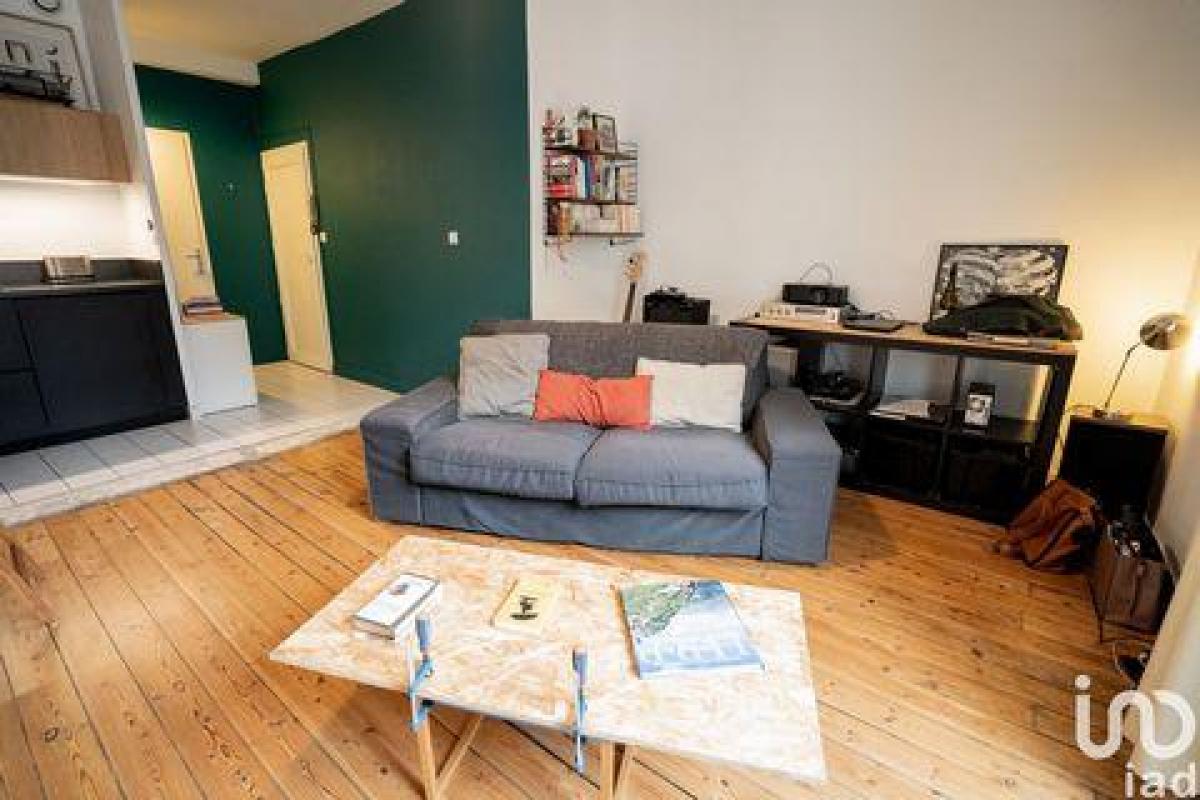 Estudio en el condominio en Nantes, France No. 24616