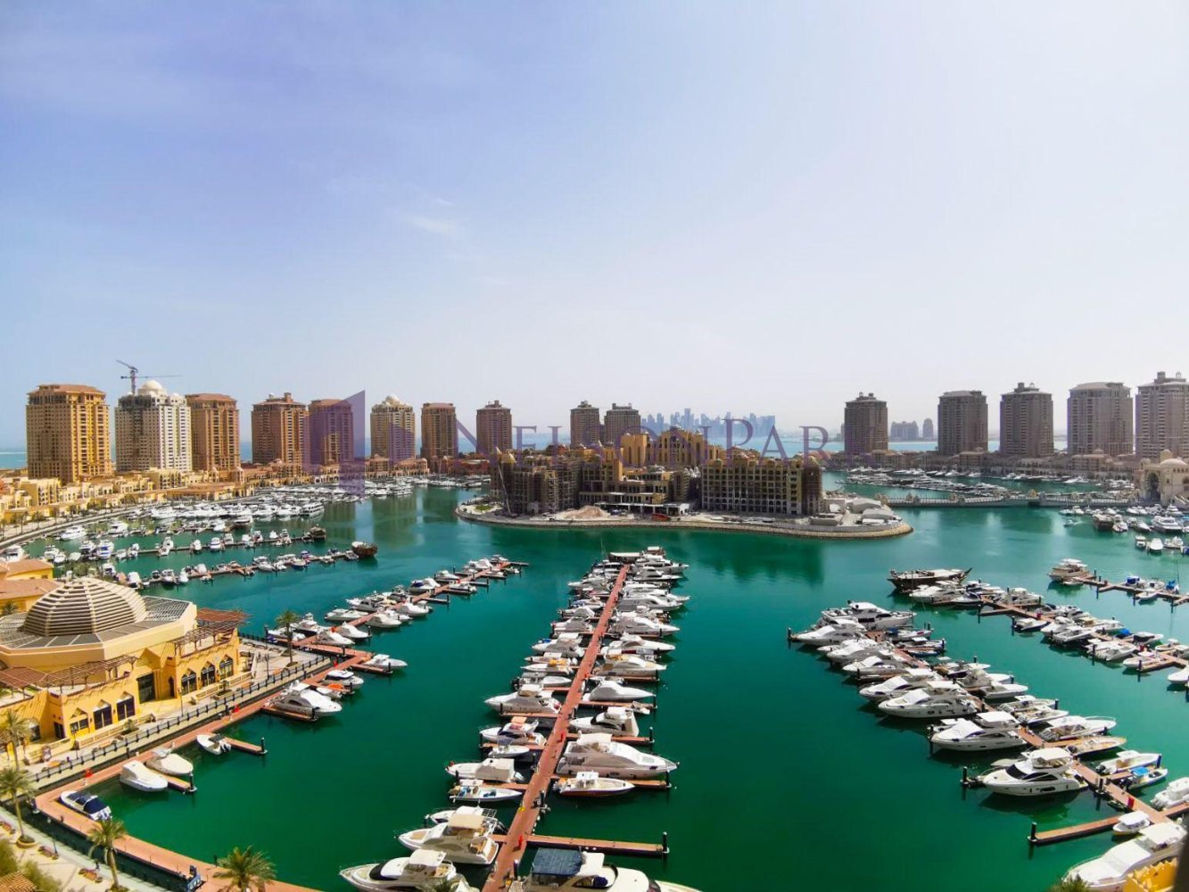 3 bedrooms Apartment in Doha, Qatar No. 1496