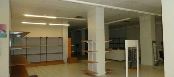 690m² Commercial property in Chartered Community of Navarre, Spain No. 120167 11