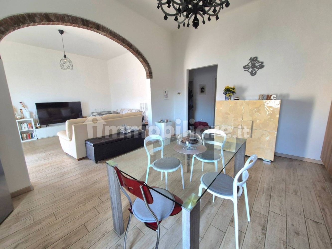 Квартира с 2 спальнями в Кампилья Мариттима, Италия № 112357