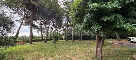 5 bedrooms House in Senigallia, Italy No. 258242 11