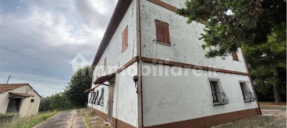 5 bedrooms House in Senigallia, Italy No. 258242 3