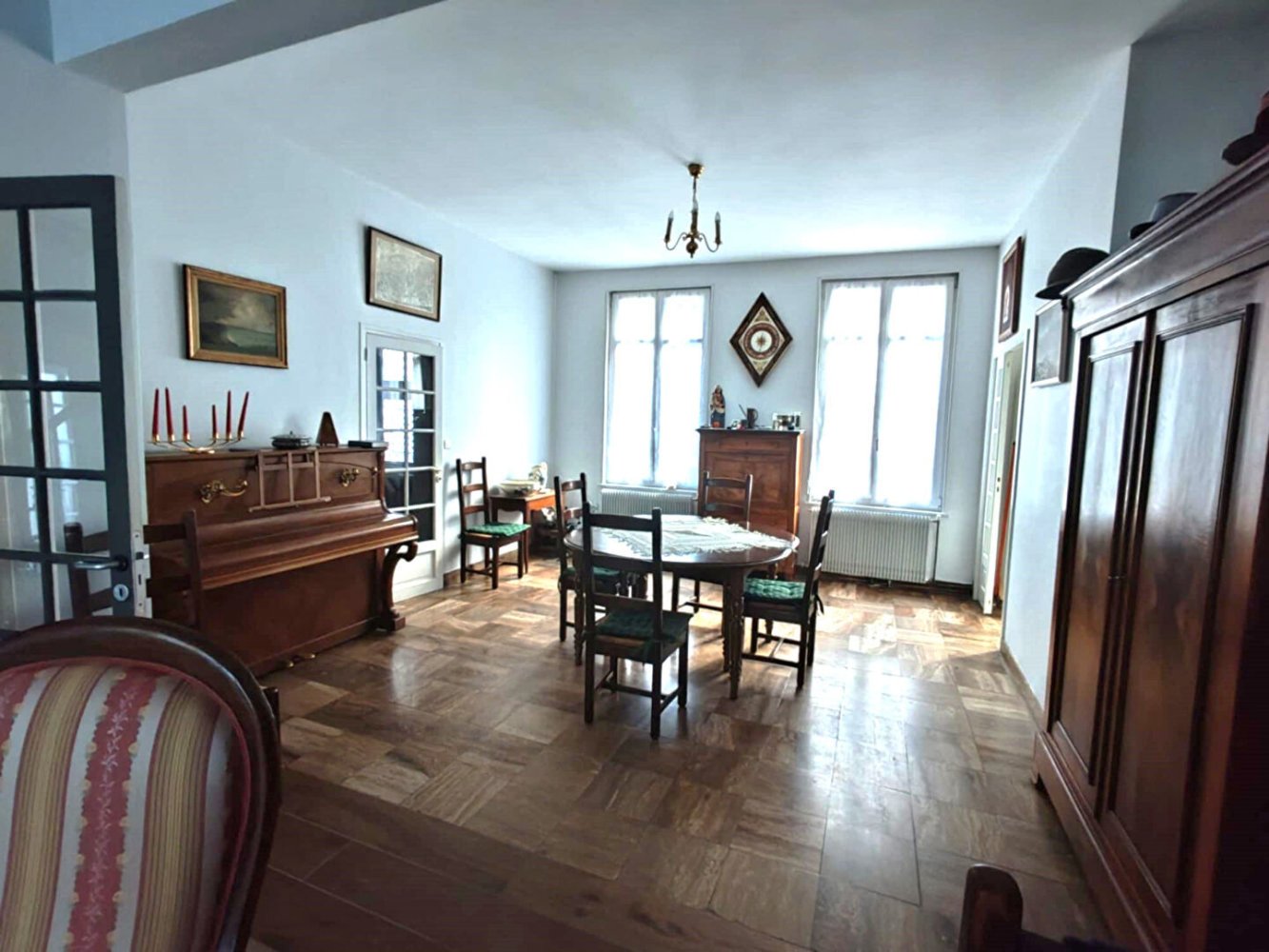 6 bedrooms House in Amiens, France No. 50362