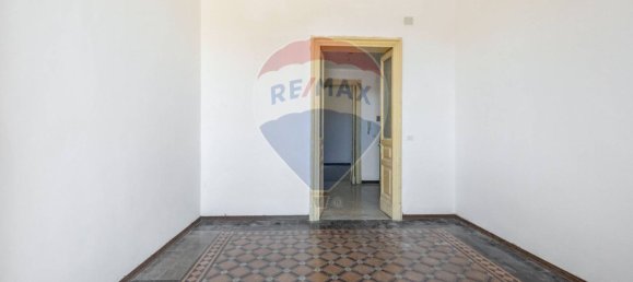11 rooms Apartment in Catania, Italy No. 138933 3