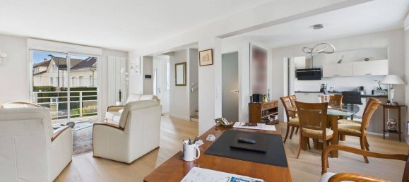 4 Schlafzimmer Haus in Massy, France, Nr. 327792 6