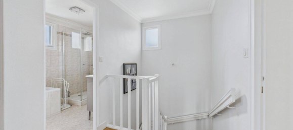 4 Schlafzimmer Haus in Massy, France, Nr. 327792 12