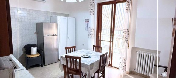 4 bedrooms Apartment in Taranto, Italy No. 325610 8