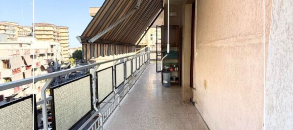4 bedrooms Apartment in Taranto, Italy No. 325610 16
