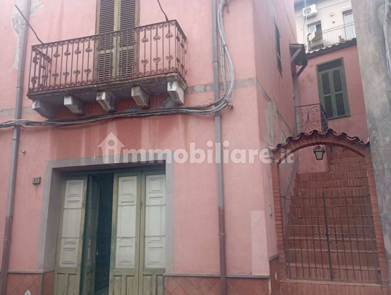 3 rooms Building in Calatabiano, Italy No. 76709