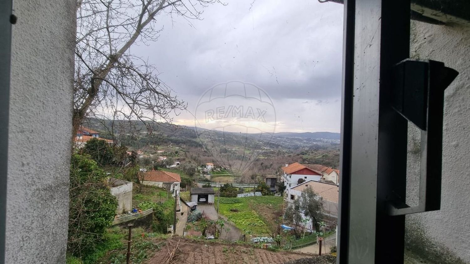 3 bedrooms House in Soalhaes, Portugal No. 158229